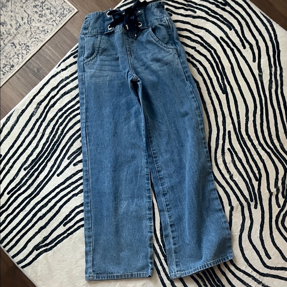 High waisted Wide-Leg Jeans zipper side for slimming flattering waist